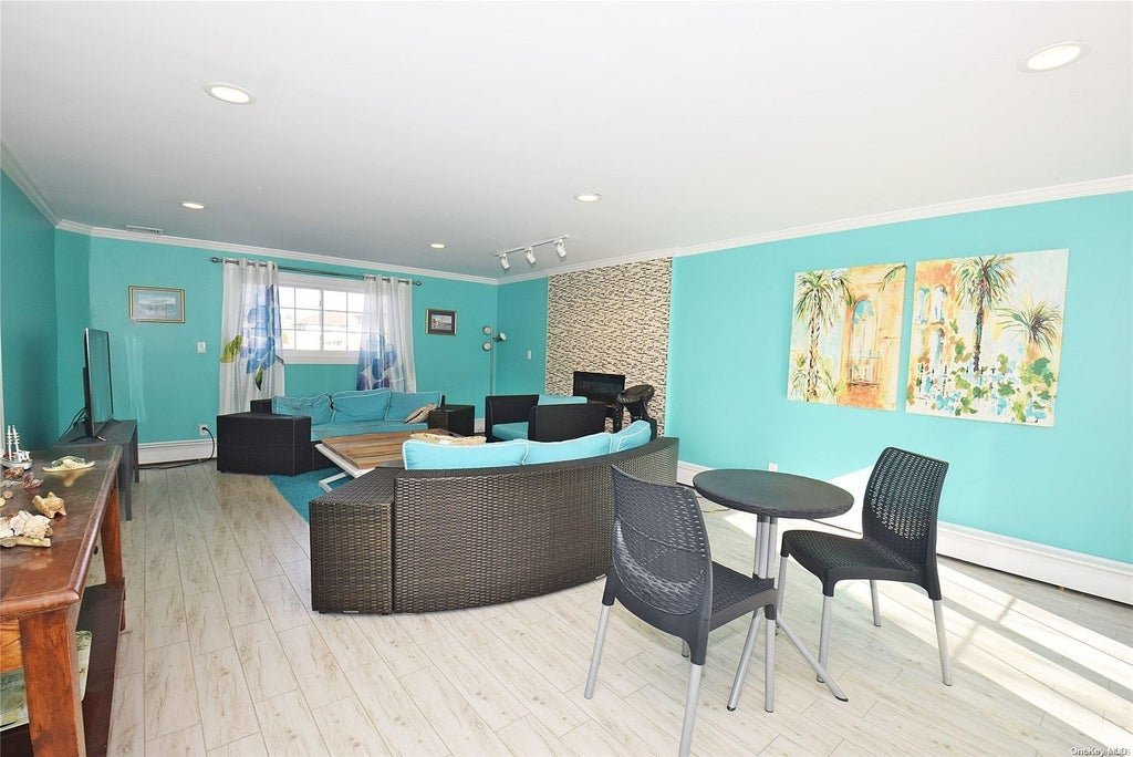 18 of 27 - 1070 Mckinley St., Baldwin, NY
