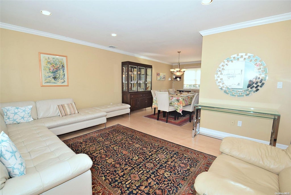 3 of 27 - 1070 Mckinley St., Baldwin, NY