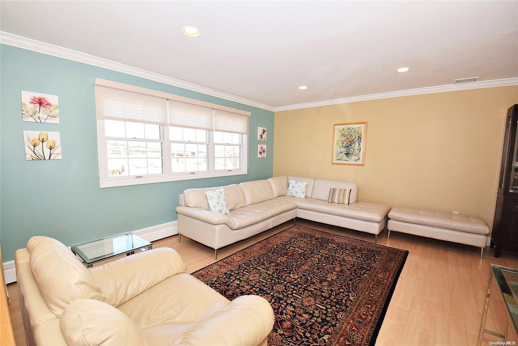 4 of 27 - 1070 Mckinley St., Baldwin, NY