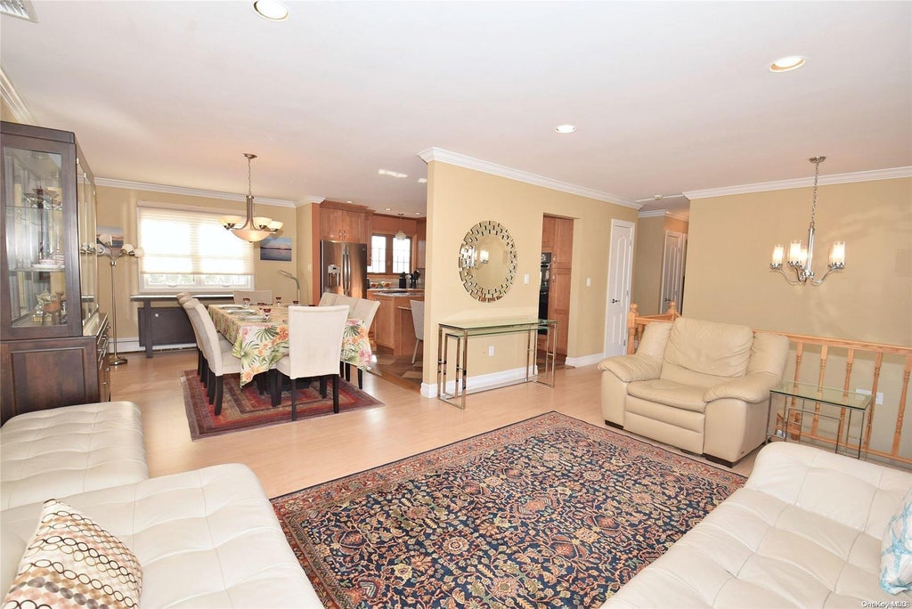 5 of 27 - 1070 Mckinley St., Baldwin, NY