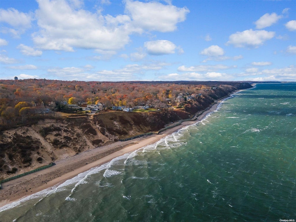 28 of 31 - 310 Sound Beach Boulevard, Sound Beach, NY