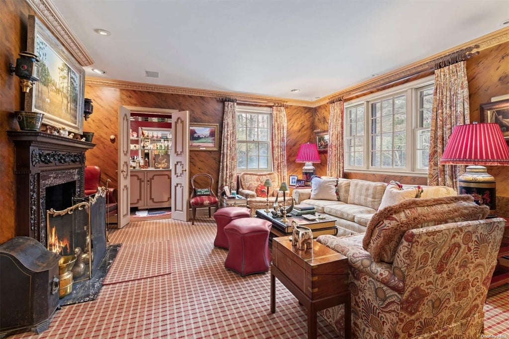 15 of 32 - 285 Piping Rock Road, Locust Valley, NY