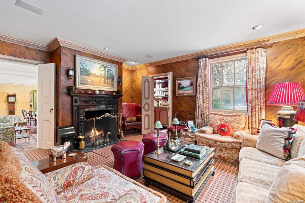 17 of 32 - 285 Piping Rock Road, Locust Valley, NY