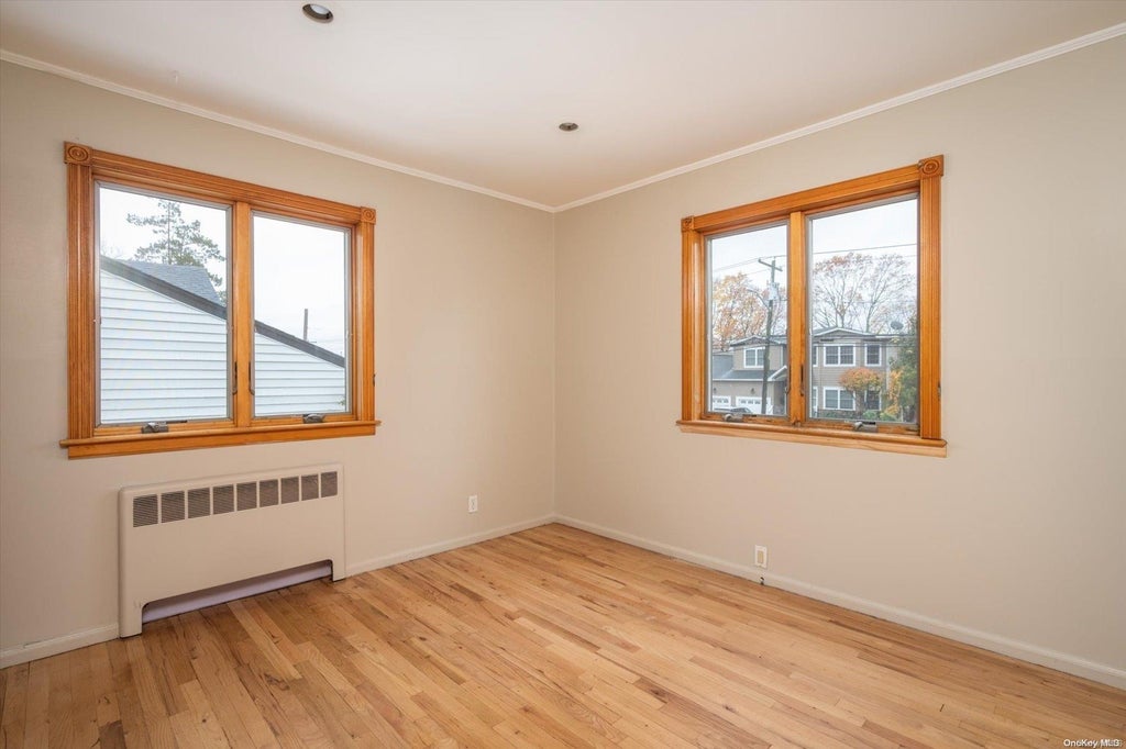 13 of 32 - 317 Bellmore Road, East Meadow, NY