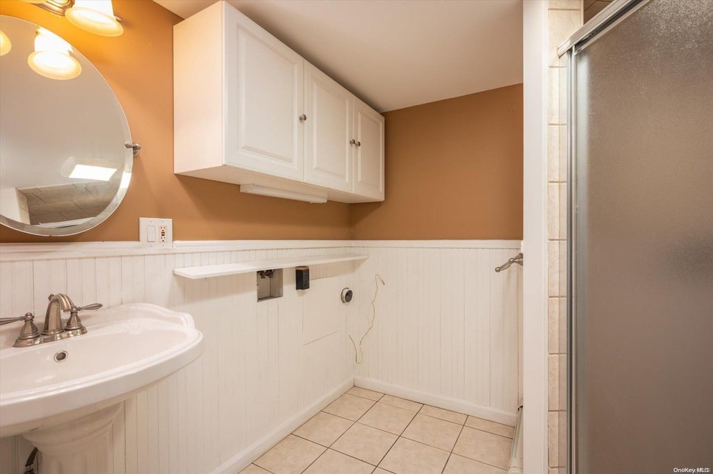 18 of 32 - 317 Bellmore Road, East Meadow, NY