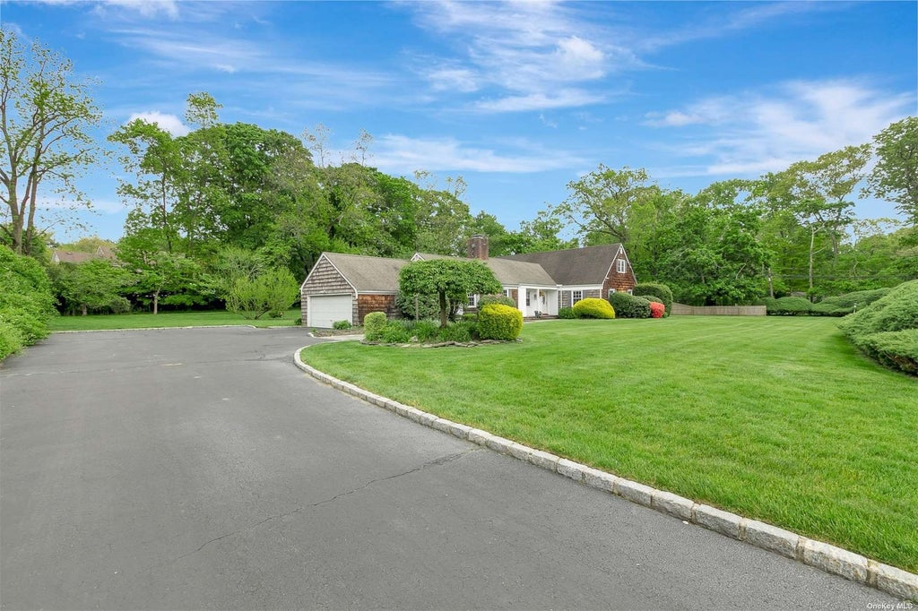 25 Teapot Lane, Smithtown NY, 11787 Property Listing MLS® 3553419