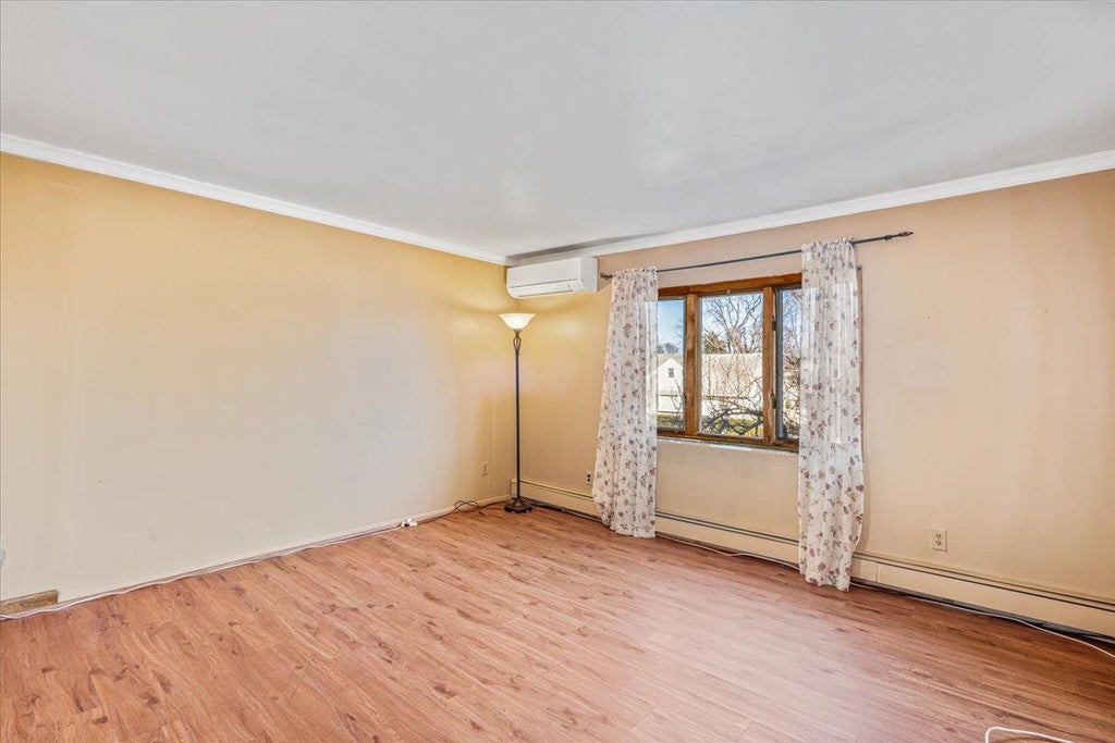 2 of 18 - 1051 Shelburne Drive, Franklin Square, NY