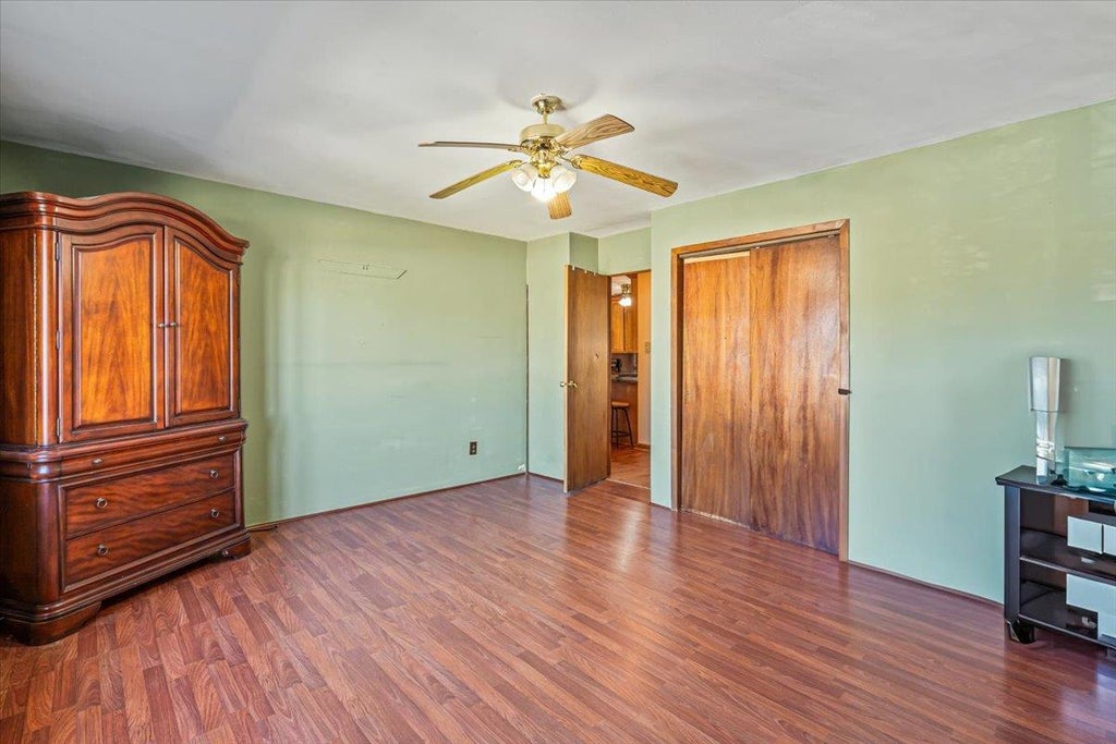 4 of 18 - 1051 Shelburne Drive, Franklin Square, NY