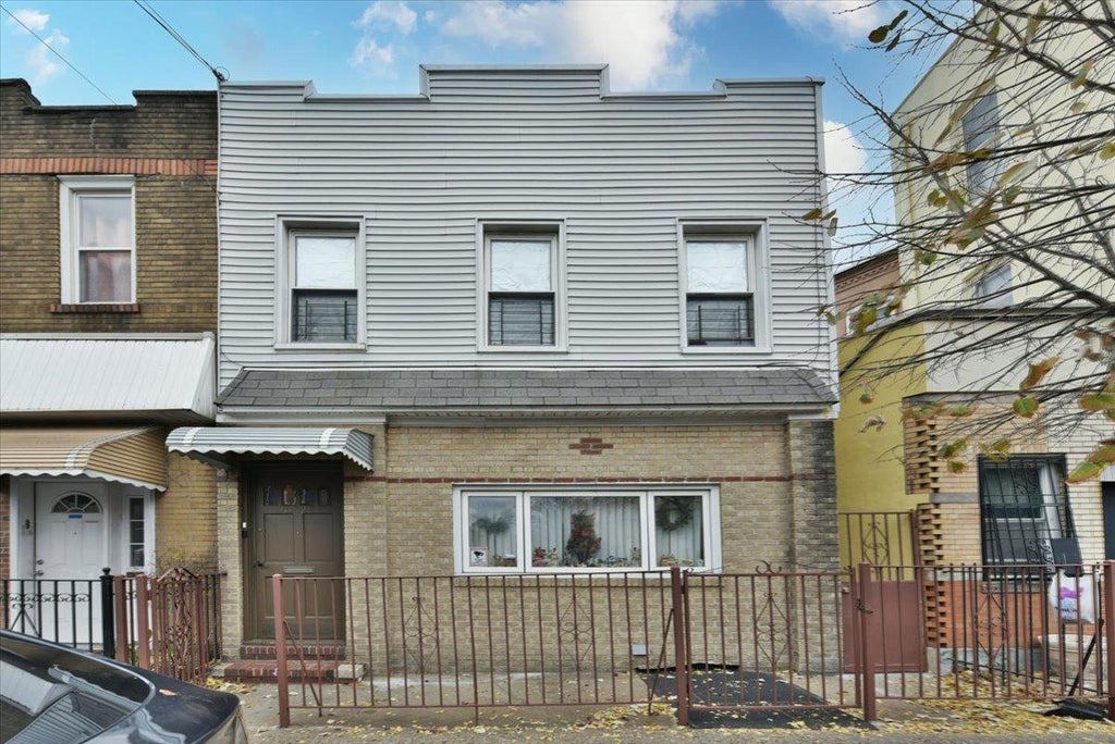 1 of 35 - Undisclosed, Ridgewood, NY