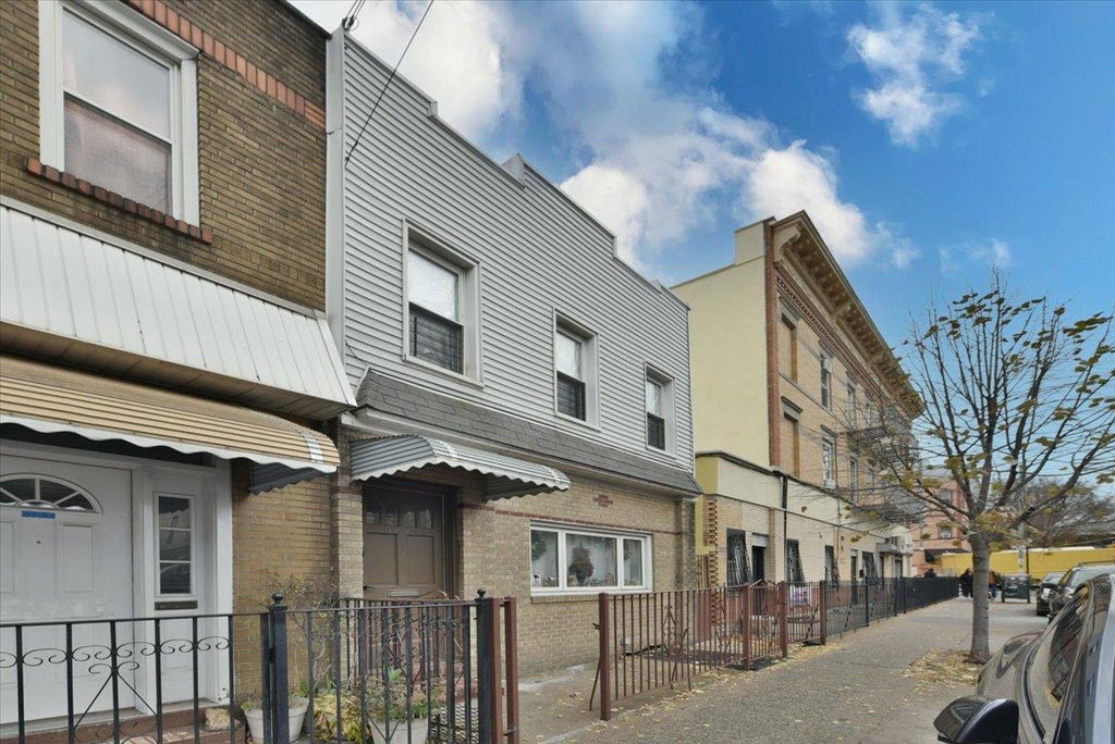 1 of 35 - Undisclosed, Ridgewood, NY