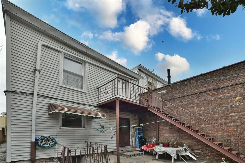 33 of 35 - Undisclosed, Ridgewood, NY