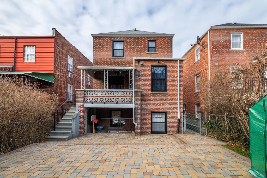 22 of 38 - 2530 Fenton Avenue, Bronx, NY