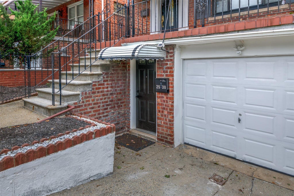 23 of 38 - 2530 Fenton Avenue, Bronx, NY