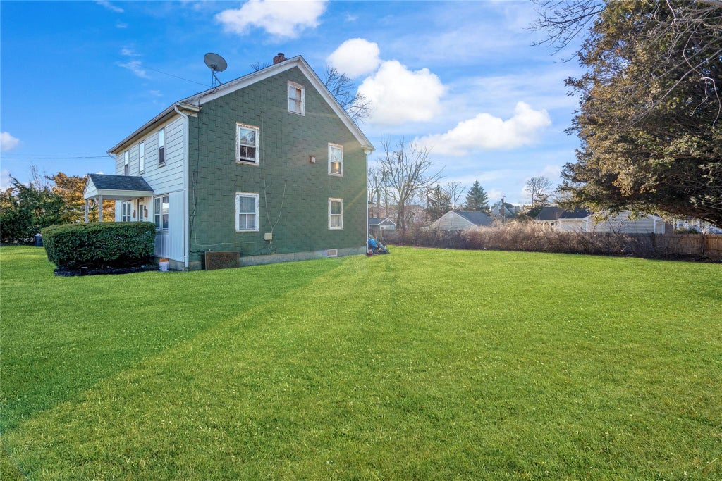 4 of 27 - 60 Lincoln Avenue, Sayville, NY