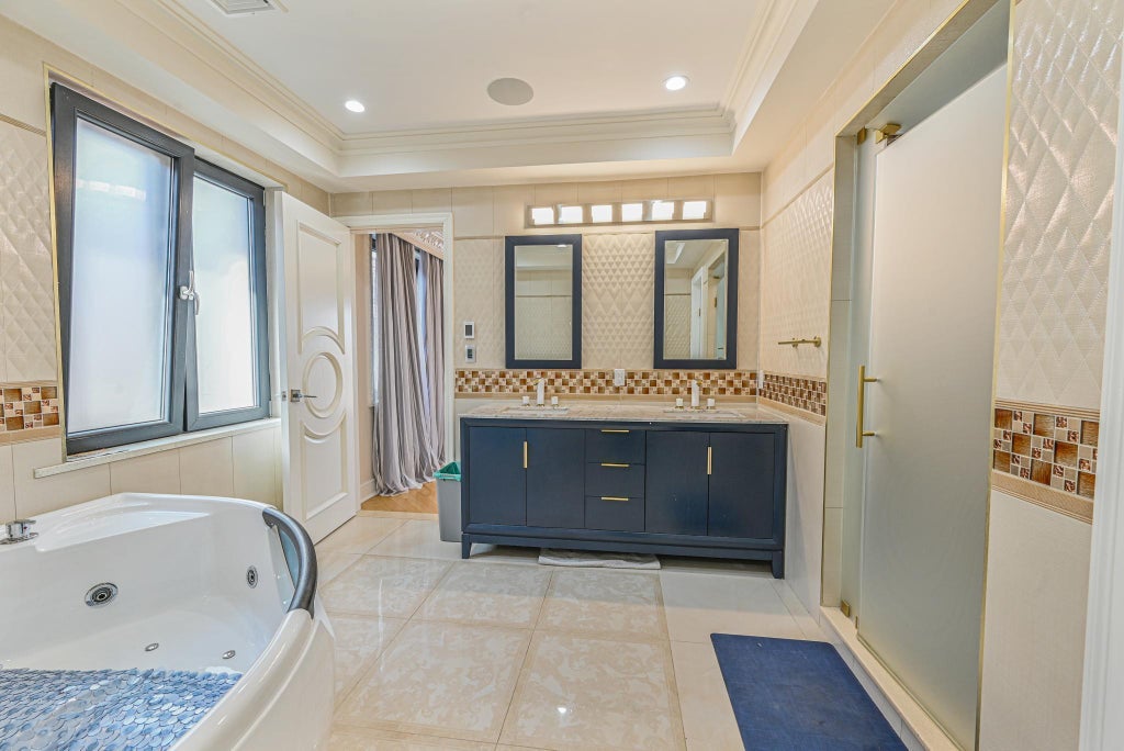 23 of 48 - 99-21 62nd Drive, Forest Hills, NY