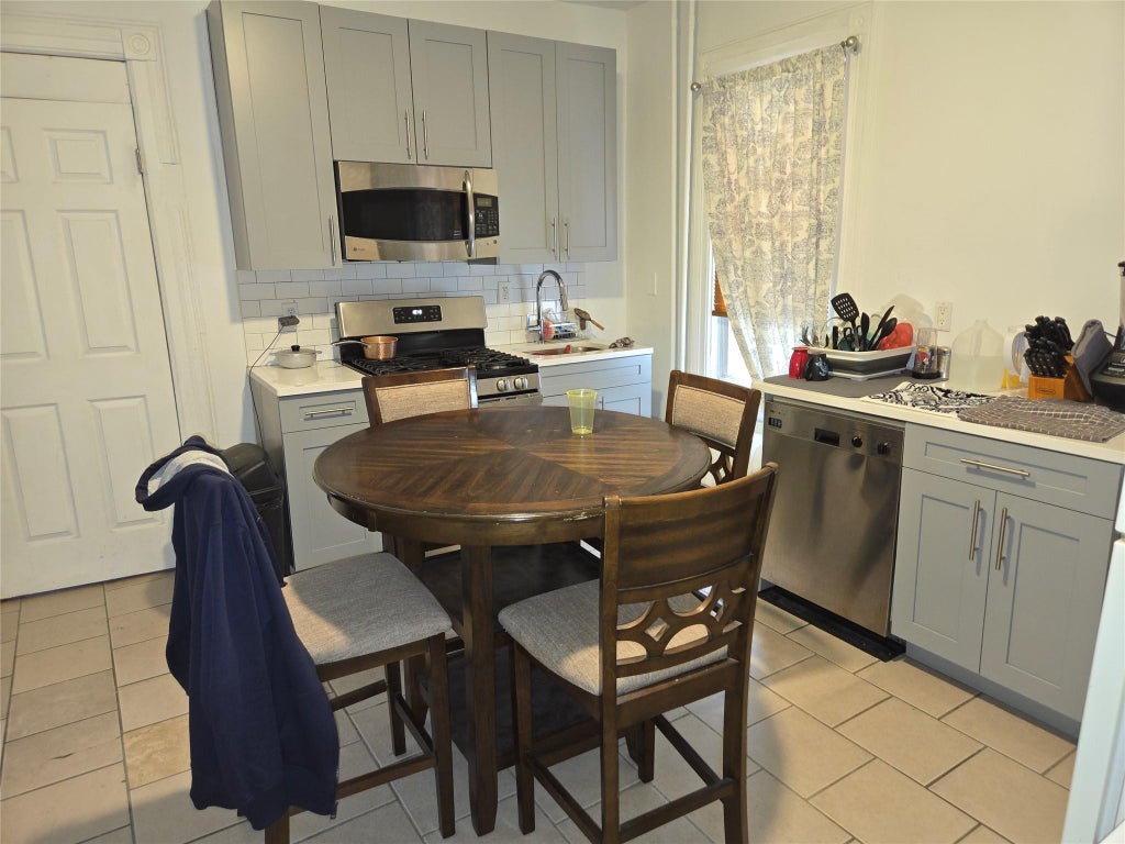 9 of 24 - 123 8th Avenue, Mount Vernon, NY