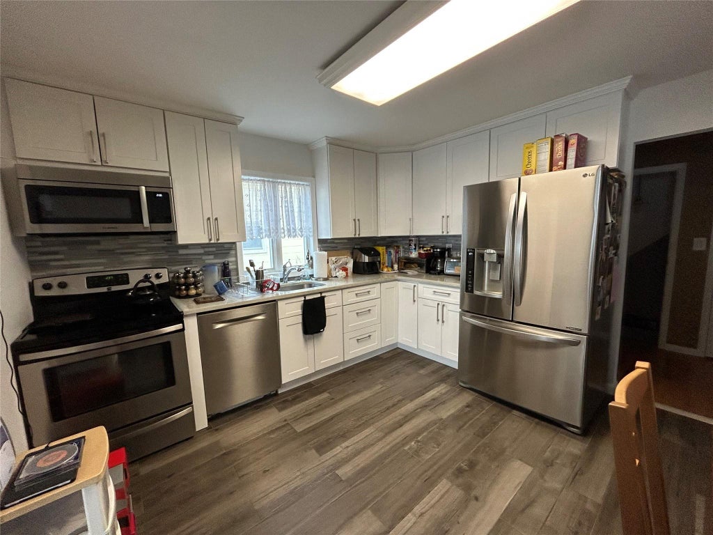 2 of 7 - 12 Hickory Road, Port Washington, NY