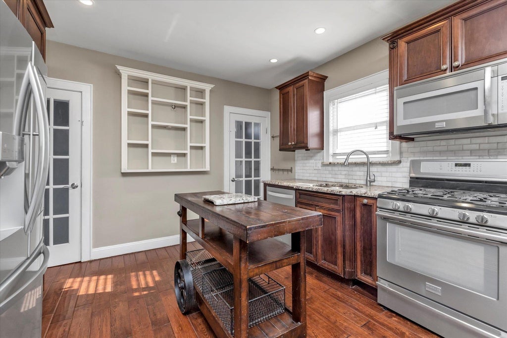 6 of 24 - 1 Crab Avenue, Lynbrook, NY