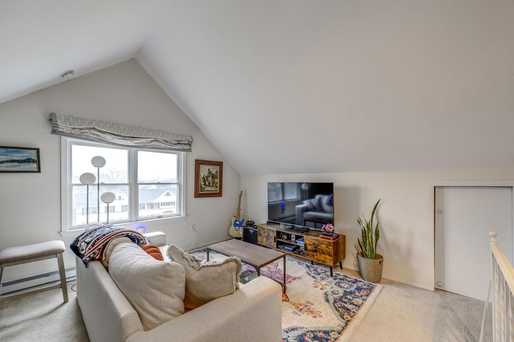 13 of 27 - 43 Neck Road, Huntington, NY