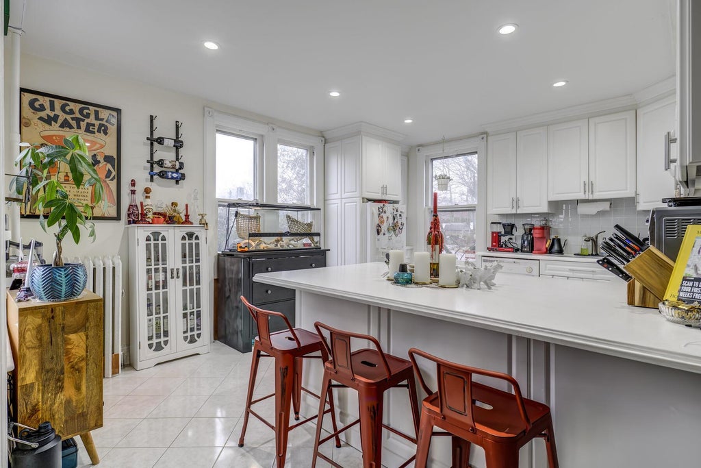 16 of 27 - 43 Neck Road, Huntington, NY