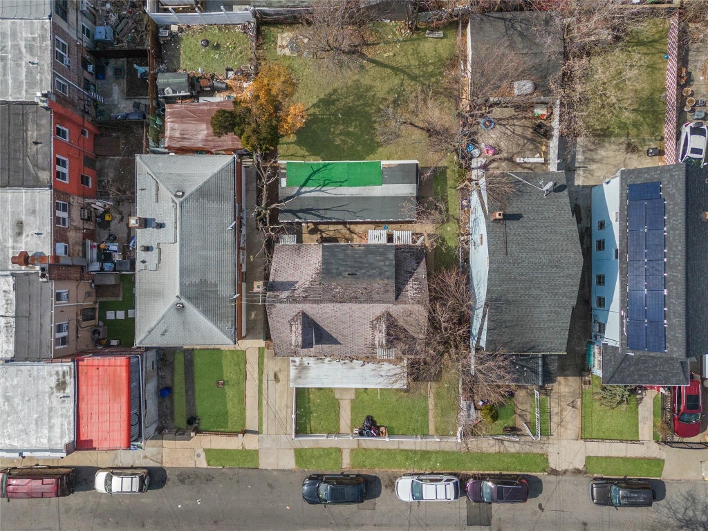 27 of 31 - Undisclosed, Saint Albans, NY