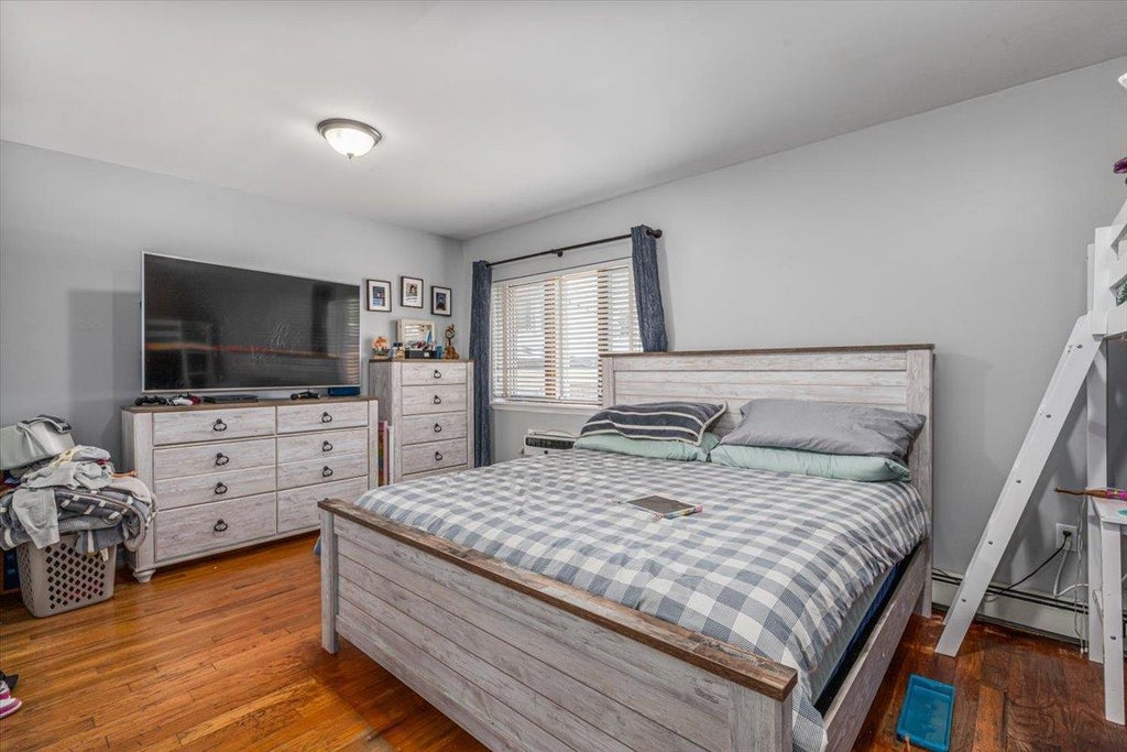 17 of 34 - 6147 Grand Avenue, Maspeth, NY