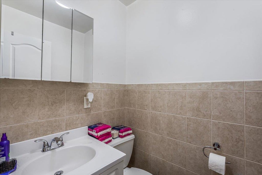 19 of 34 - 6147 Grand Avenue, Maspeth, NY