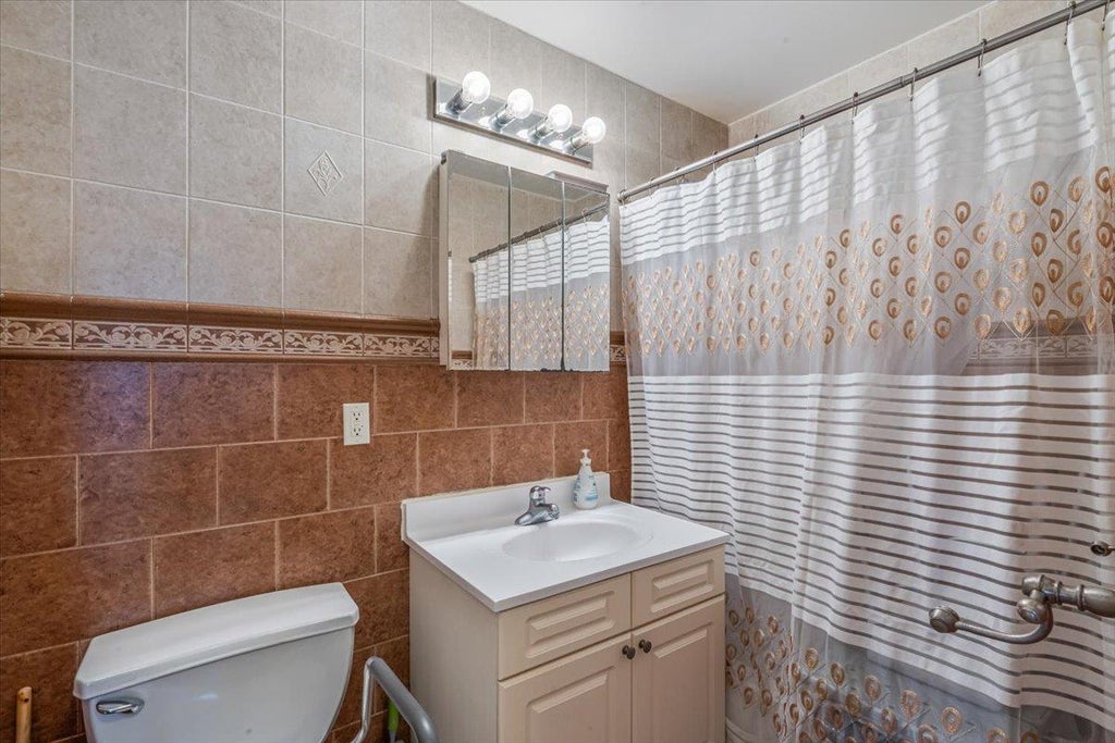 30 of 34 - 6147 Grand Avenue, Maspeth, NY