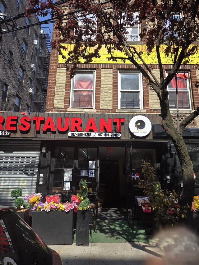 Photo of Listing #857663