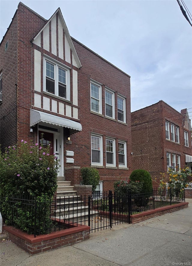 Photo of Listing #913144