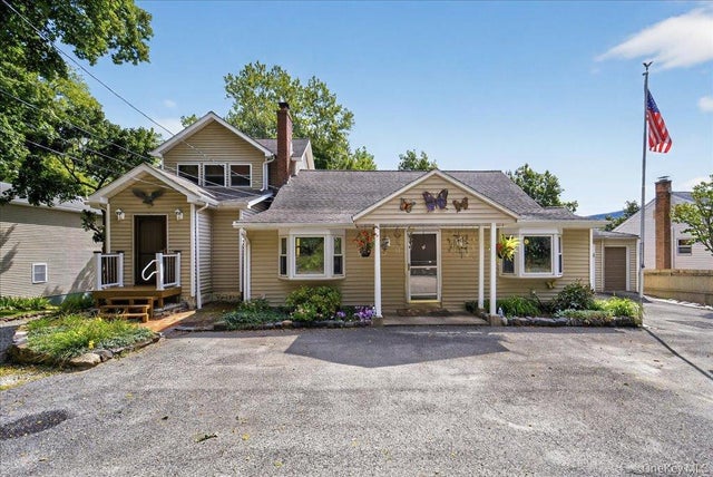 Photo of Listing #913871