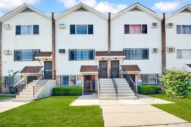 Photo of Listing #919357