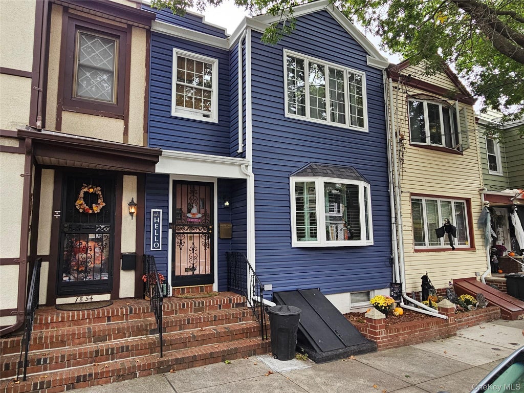 7852 79th Lane, Glendale