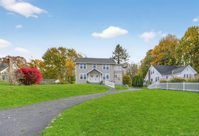 Photo of Listing #927208