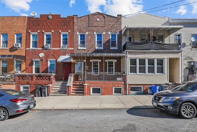 Photo of Listing #938289