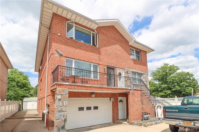 1078 Midland Avenue, Bronxville