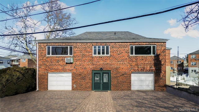 Photo of Listing #958707