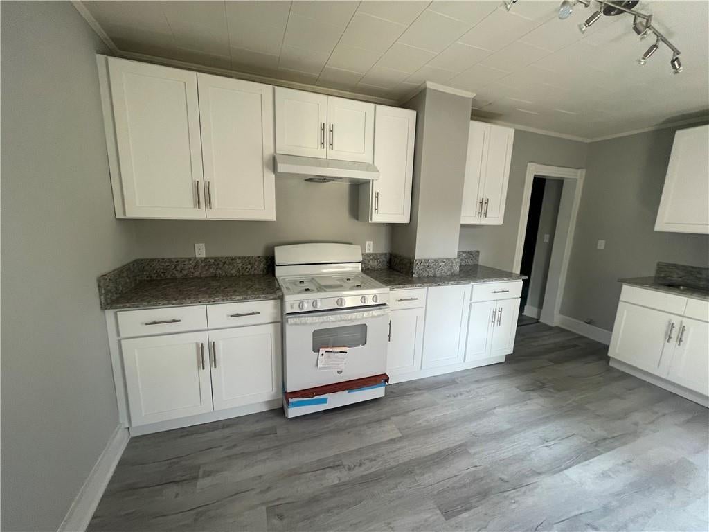 1 of 16 - 42 Prince St., Middletown, NY