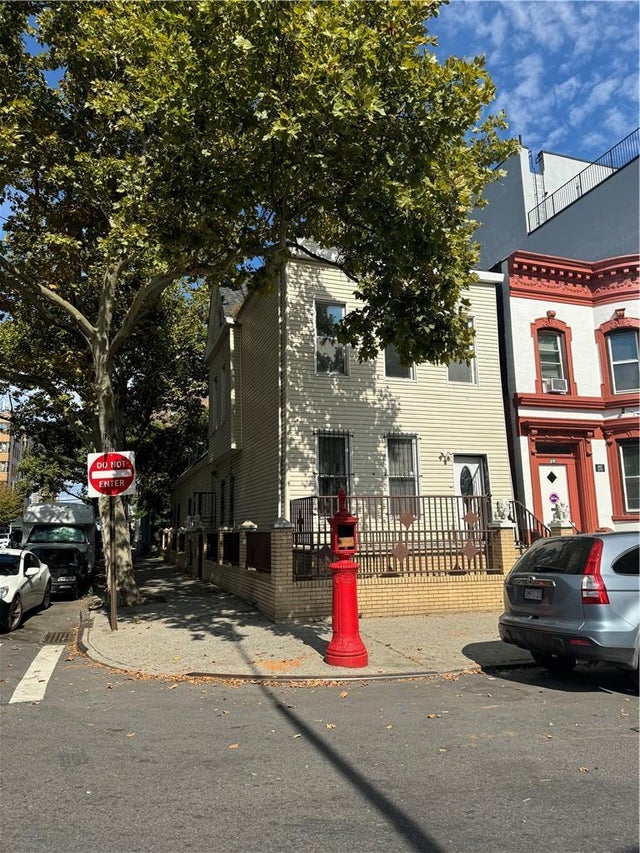 Photo of Listing #H6328884