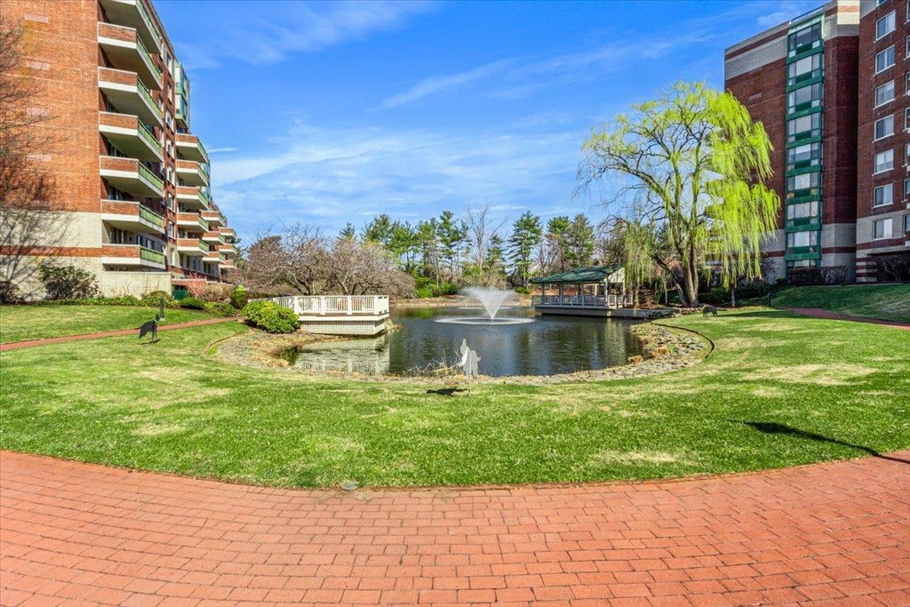 23 of 24 - 100 Hilton Avenue # 604, Garden City, NY