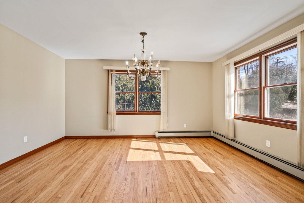 6 of 17 - 43 Elm Avenue, Glen Cove, NY
