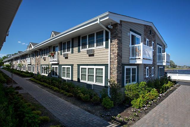 1 of 5 - 333 Candee Avenue # H5, Sayville, NY