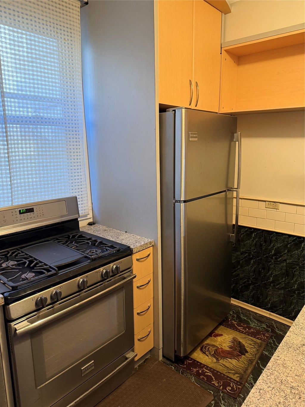4 of 22 - 98-22 63rd Drive 63rd Drive # 1-e, Rego Park, NY