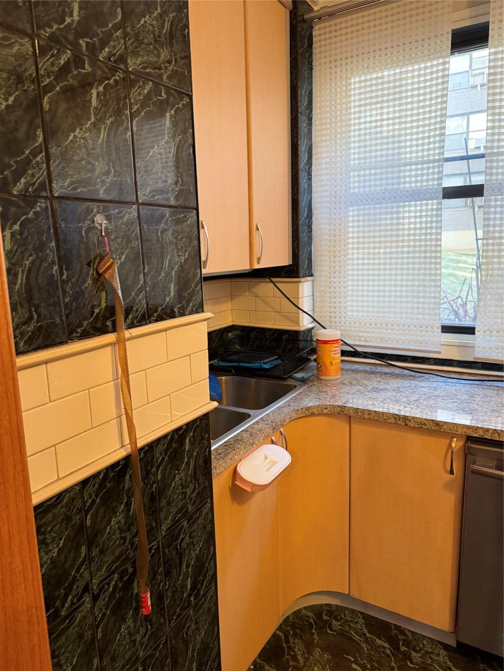 6 of 22 - 98-22 63rd Drive 63rd Drive # 1-e, Rego Park, NY