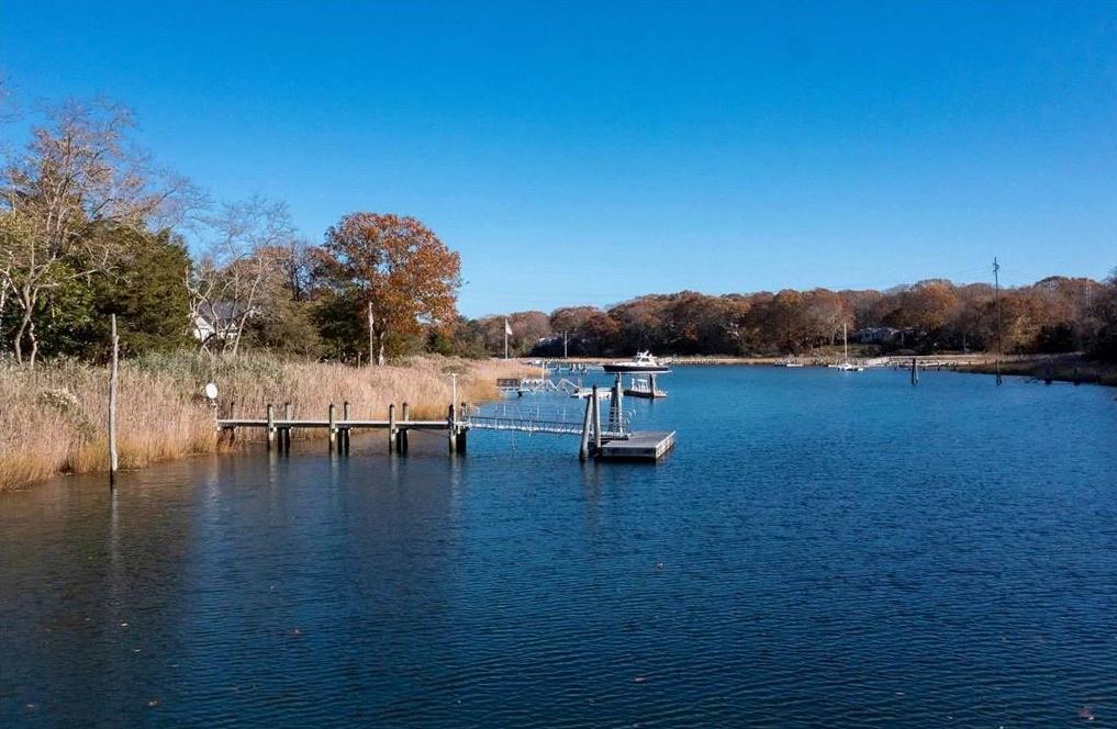 20 of 21 - 190 Jackson Landing, Mattituck, NY