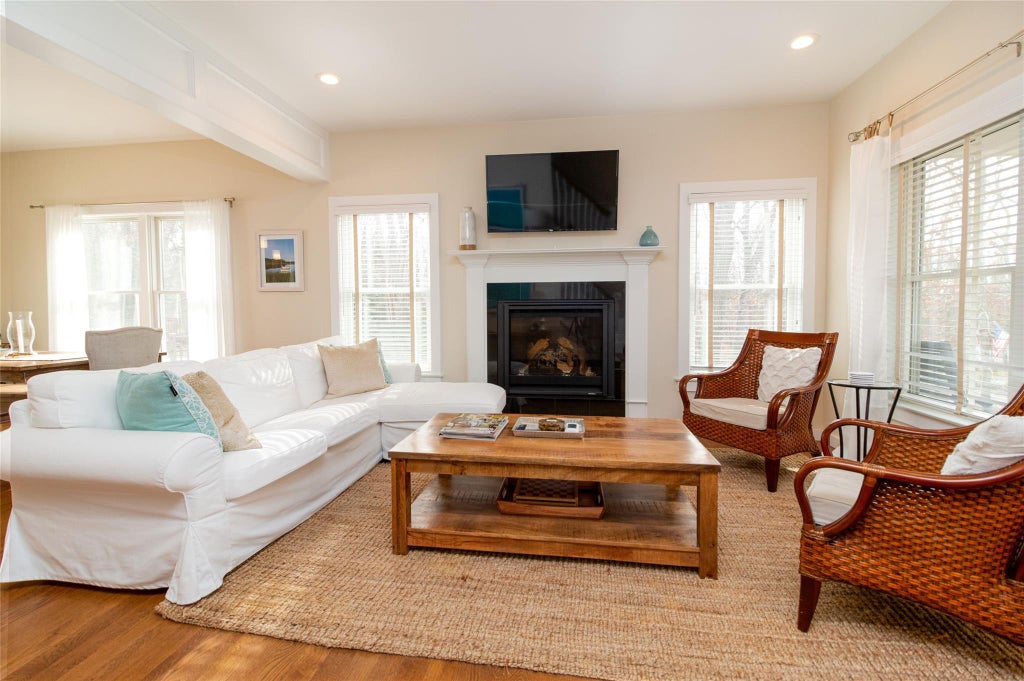 17 of 27 - 485 Hickory Avenue, Southold, NY