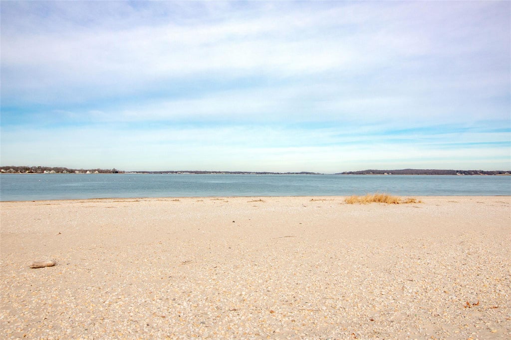 26 of 27 - 485 Hickory Avenue, Southold, NY