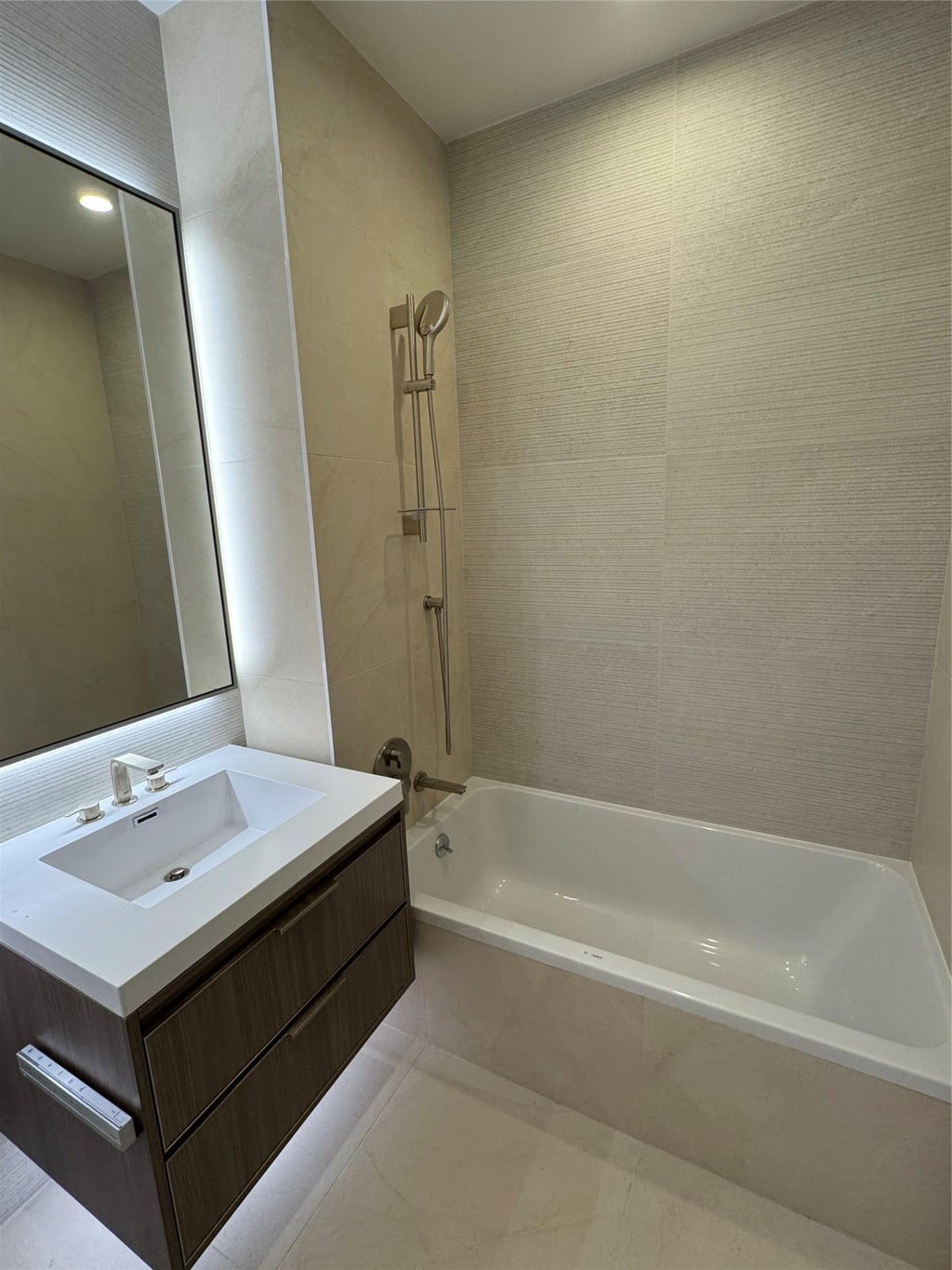 9 of 19 - 40-46 24th Street # 4j, Long Island City, NY