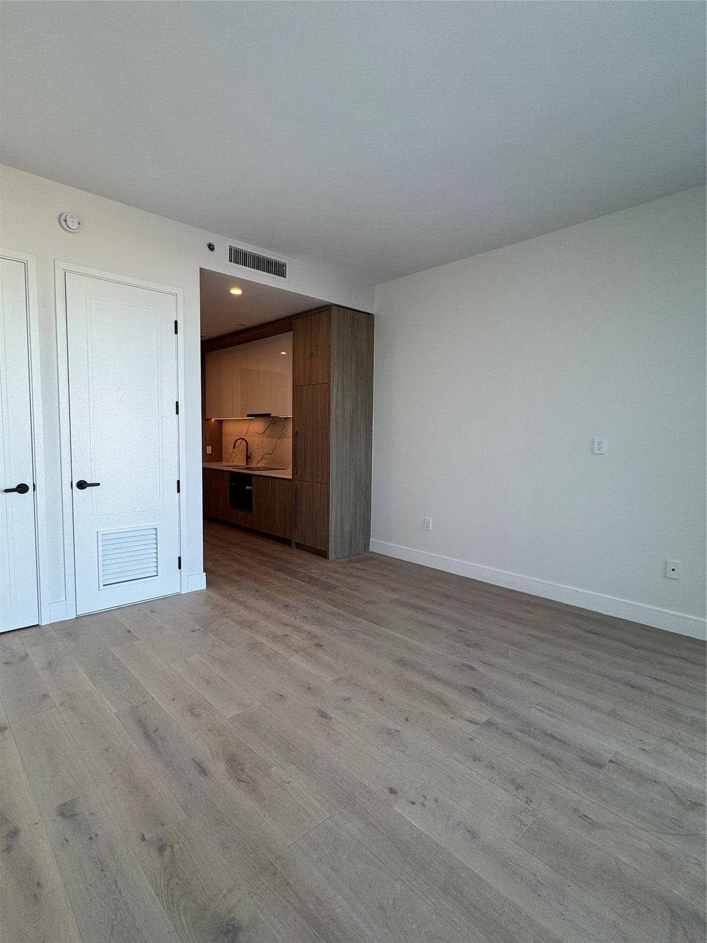 7 of 19 - 40-46 24th Street # 4j, Long Island City, NY