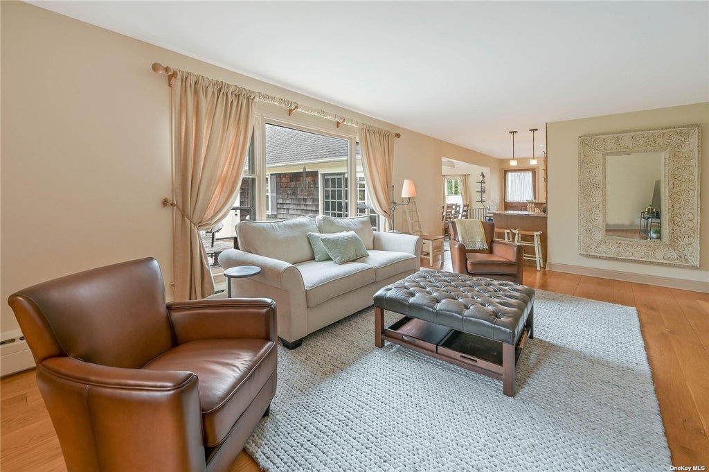 10 of 30 - 185 Wiggins Lane, Greenport, NY